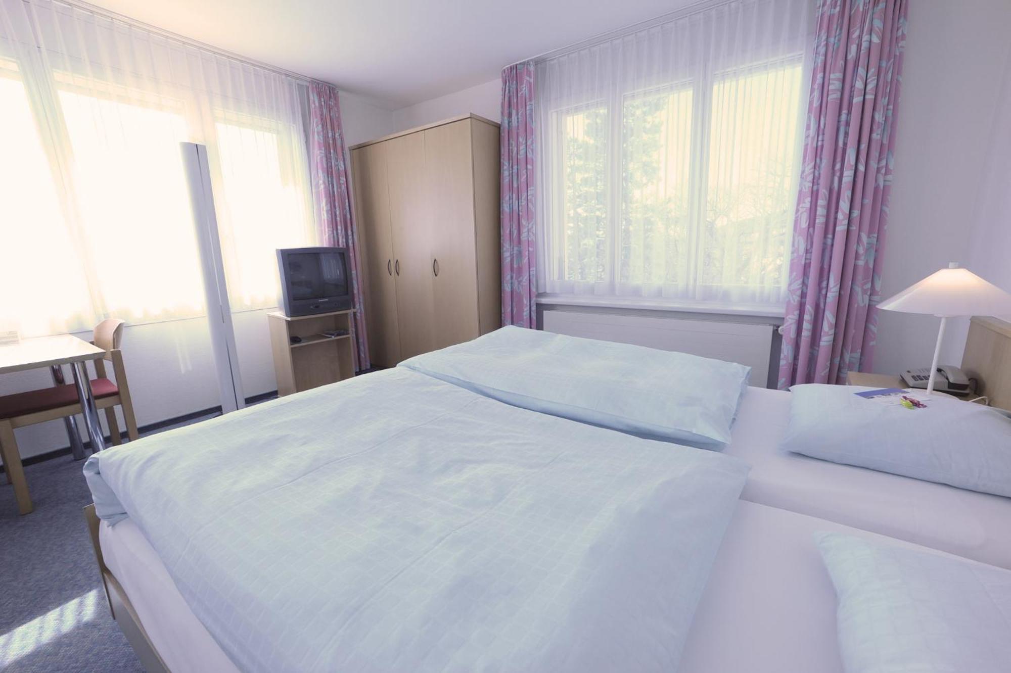 Oberägeri Hotel Laendli חדר תמונה